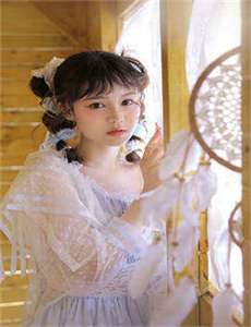 开会在桌子下反正他们看不见/在线看av的网站