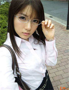 张警官9分钟视频/机器侠演员表